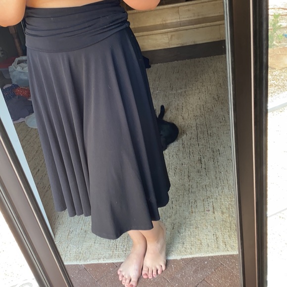 Black Convertible skirt and strapless dress. - Picture 6 of 7